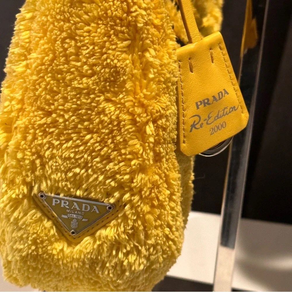 Prada Terry 2000 Re Edition Yellow - Picture 10 of 15